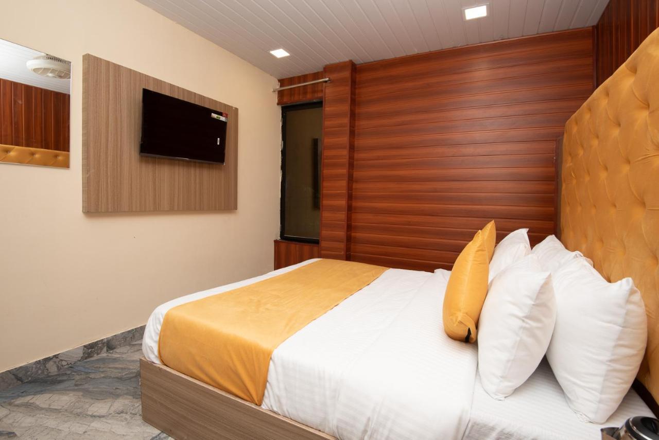 Hotel Priceless Suite Bombay Exhibition Centre Goregaon West Βομβάη Εξωτερικό φωτογραφία