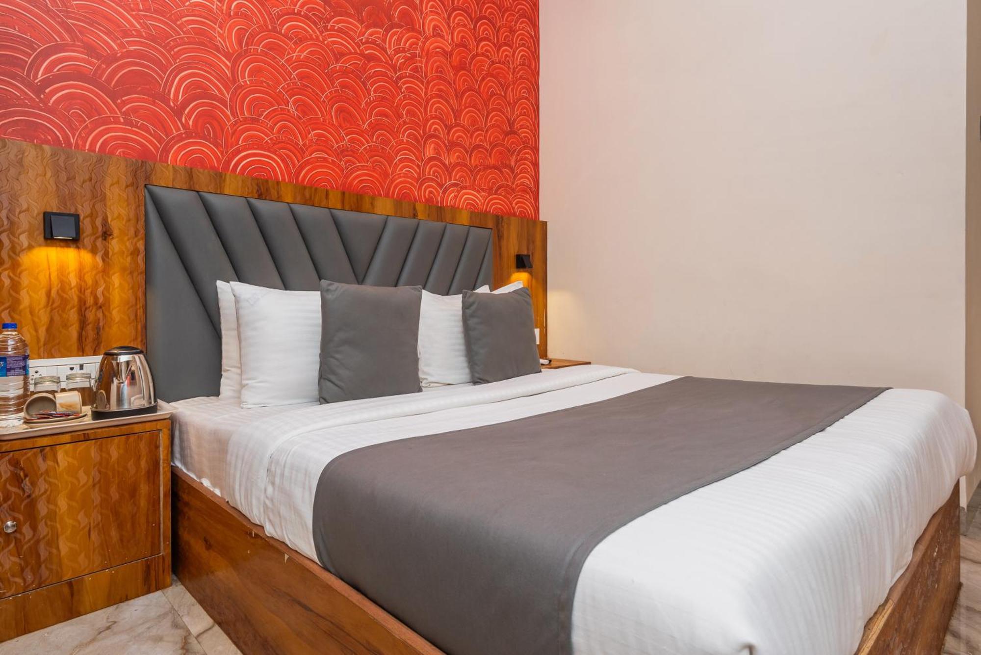 Hotel Priceless Suite Bombay Exhibition Centre Goregaon West Βομβάη Εξωτερικό φωτογραφία