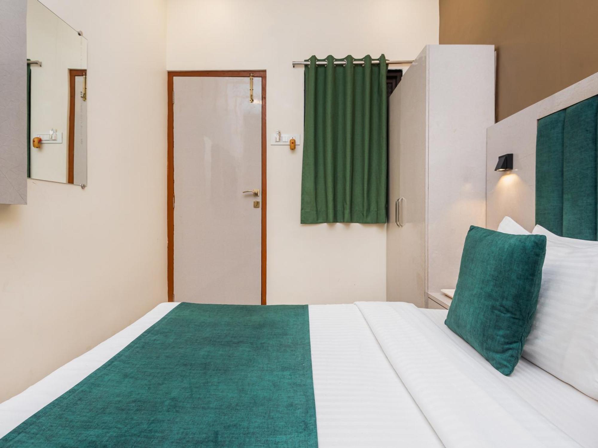 Hotel Priceless Suite Bombay Exhibition Centre Goregaon West Βομβάη Εξωτερικό φωτογραφία