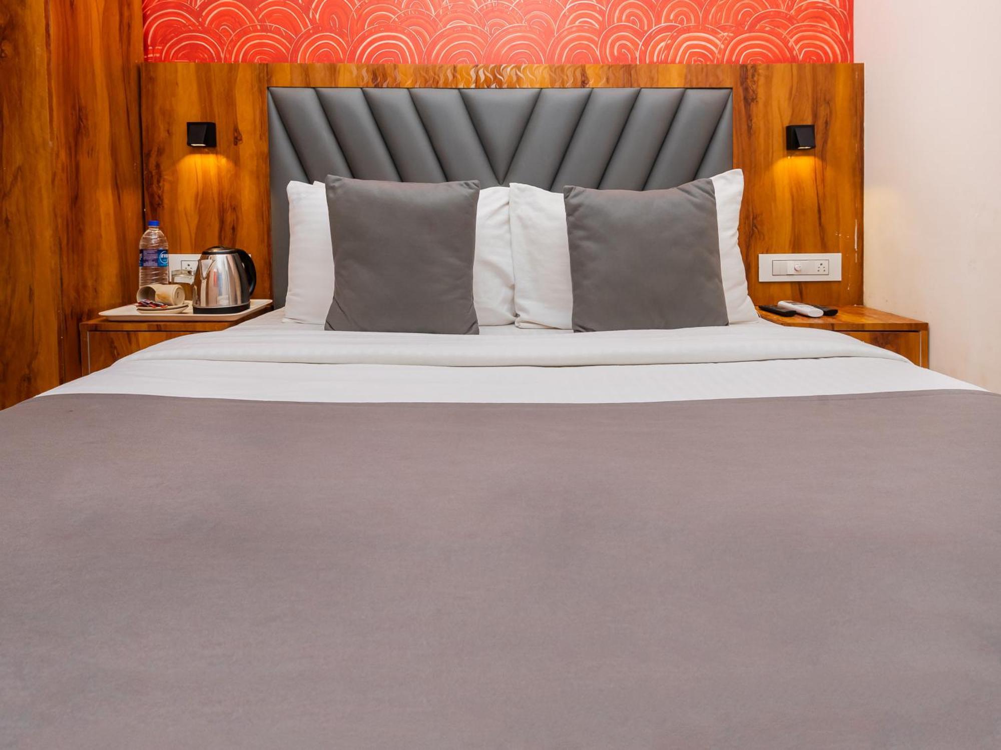 Hotel Priceless Suite Bombay Exhibition Centre Goregaon West Βομβάη Εξωτερικό φωτογραφία